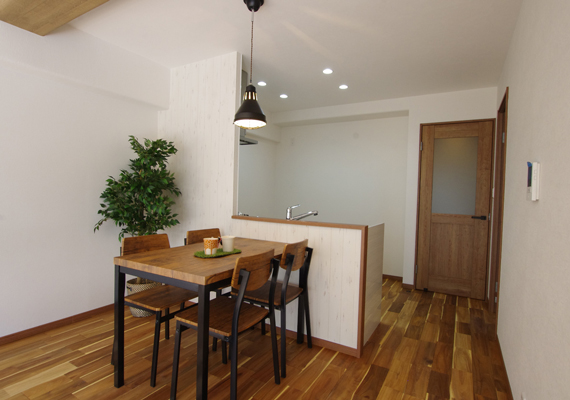 緑いっぱいの家