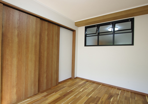 緑いっぱいの家