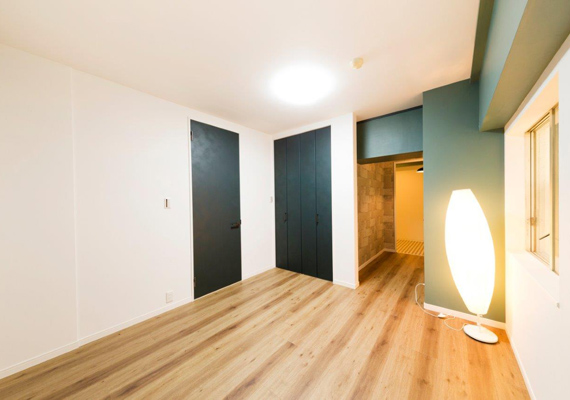 アクセントクロスが印象的なスタイリッシュスタイル